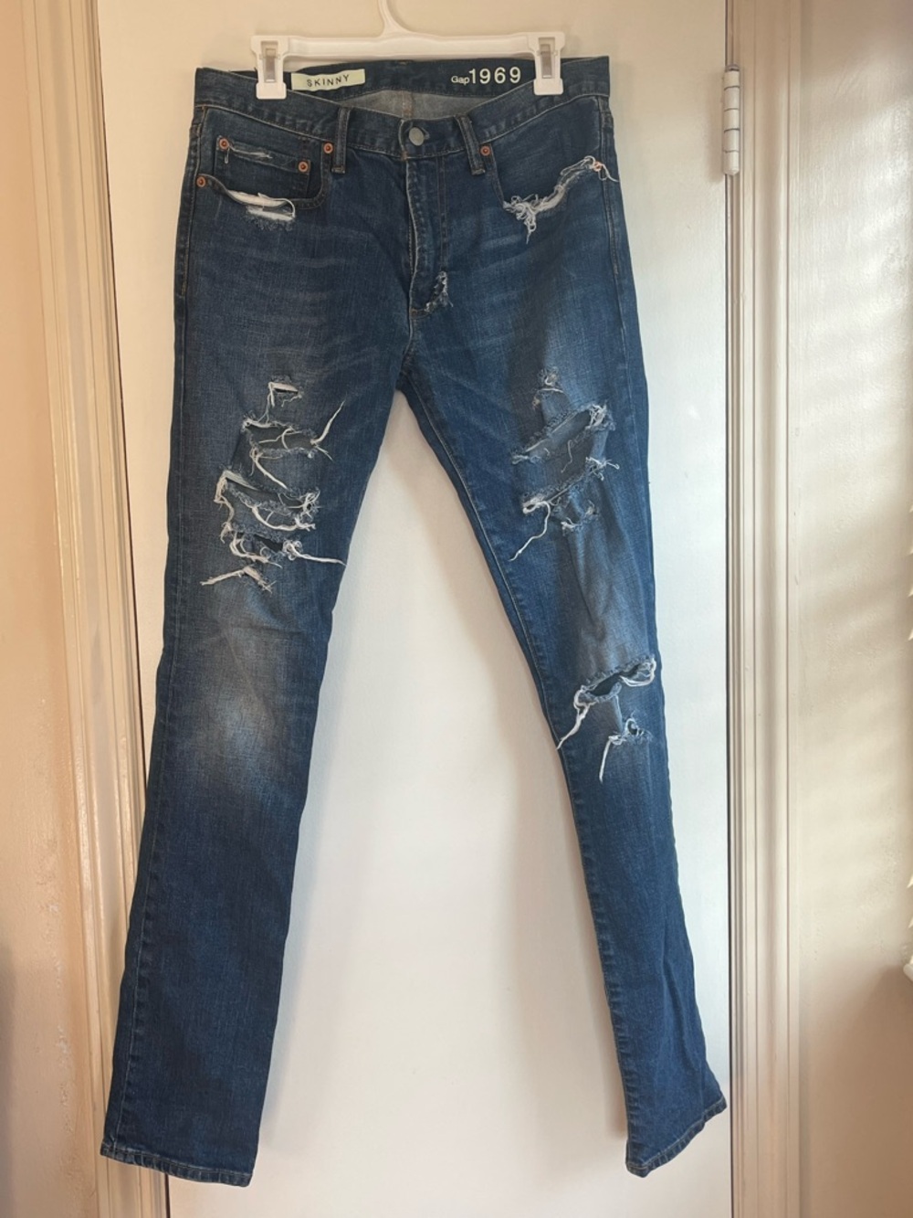 GAP 1969 Skinny Distressed Blue Jeans